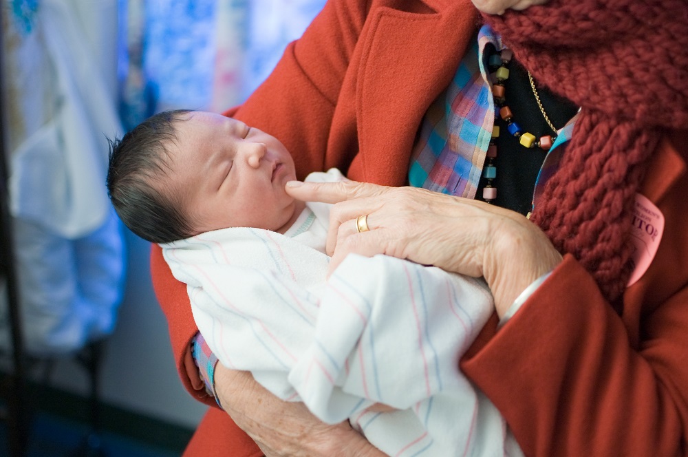 6 rules for visiting a newborn maternity and infant family
